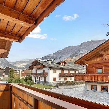 Casa Alu Cirmolo 보르미오